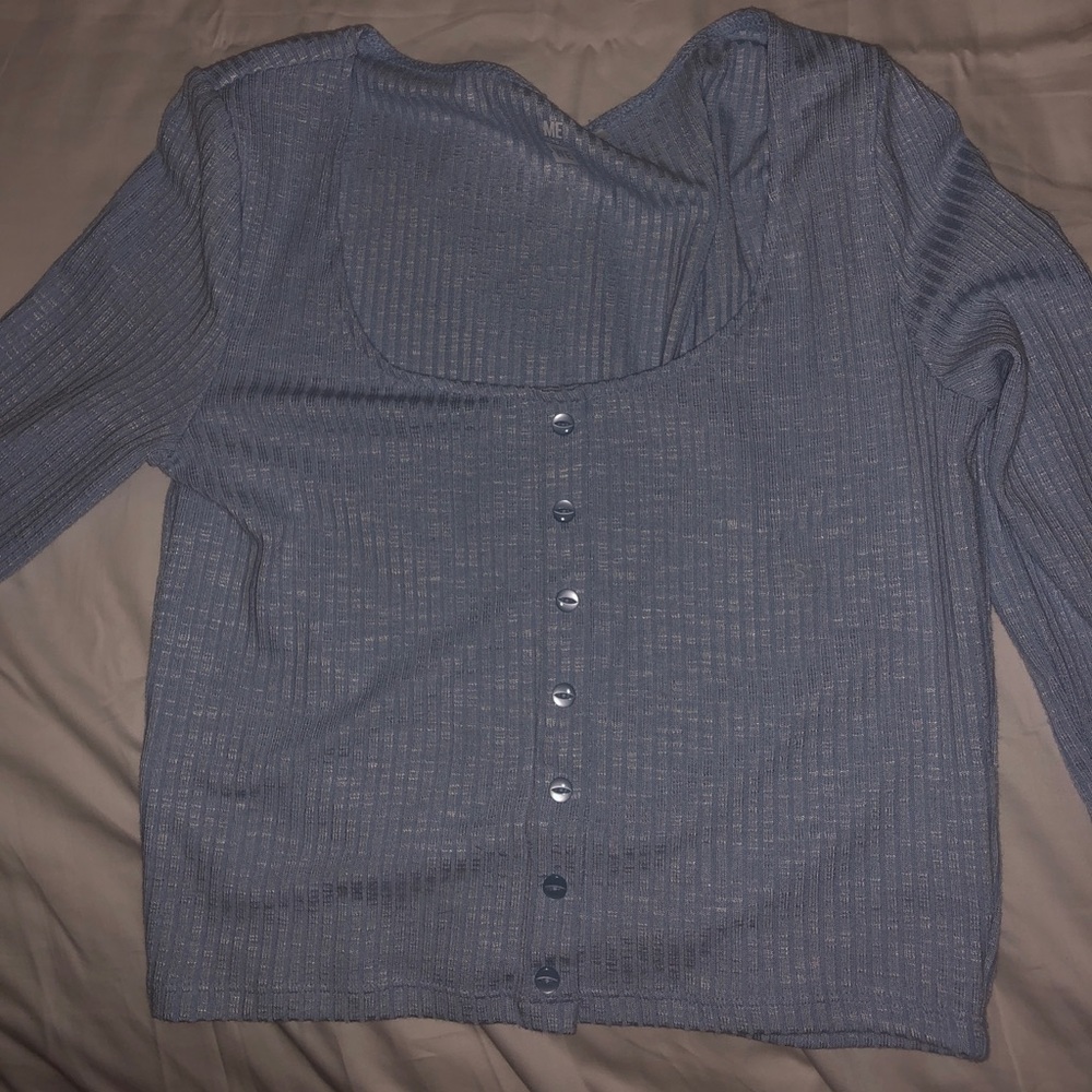 Pacsun cropped long sleeve top